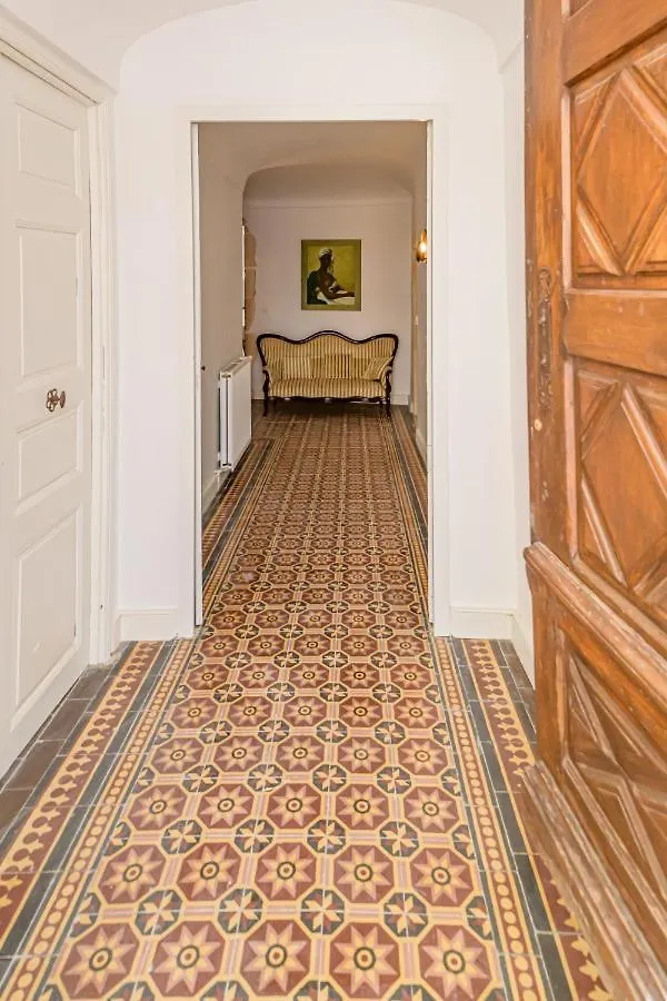 La Tour Des Remparts Bed & Breakfast Rochemaure France