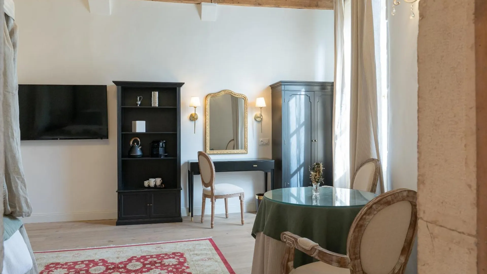 La Tour Des Remparts Bed & Breakfast Rochemaure France